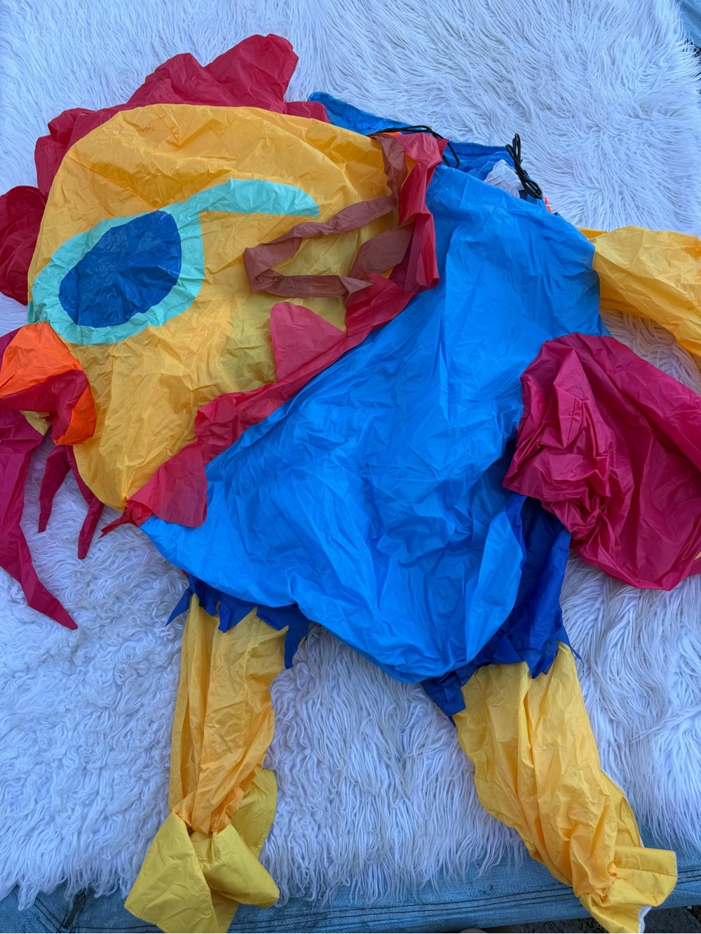 Adults ride on chicken costume (D8)